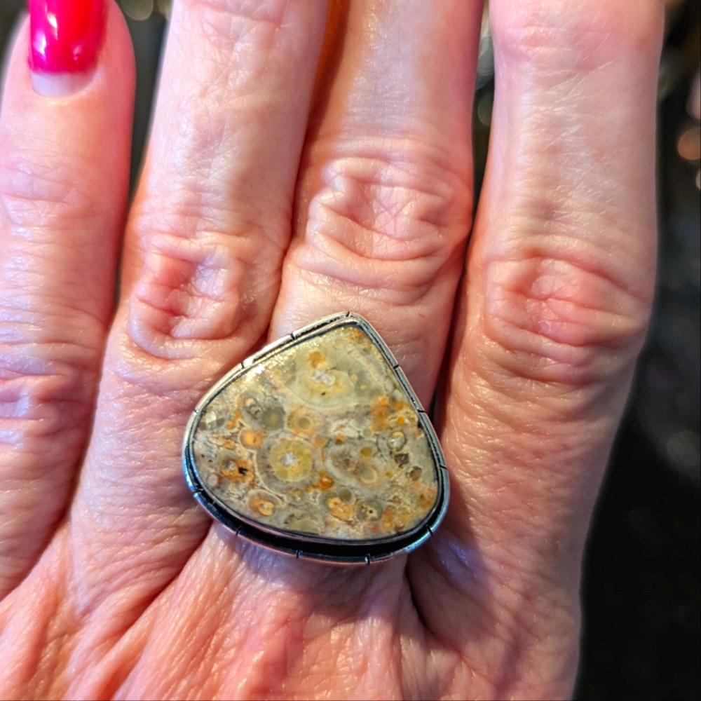 Unique Stone Ring - image 4